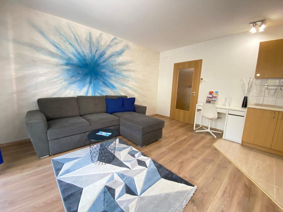 Orangehomes One Bedroom Design * Budapest