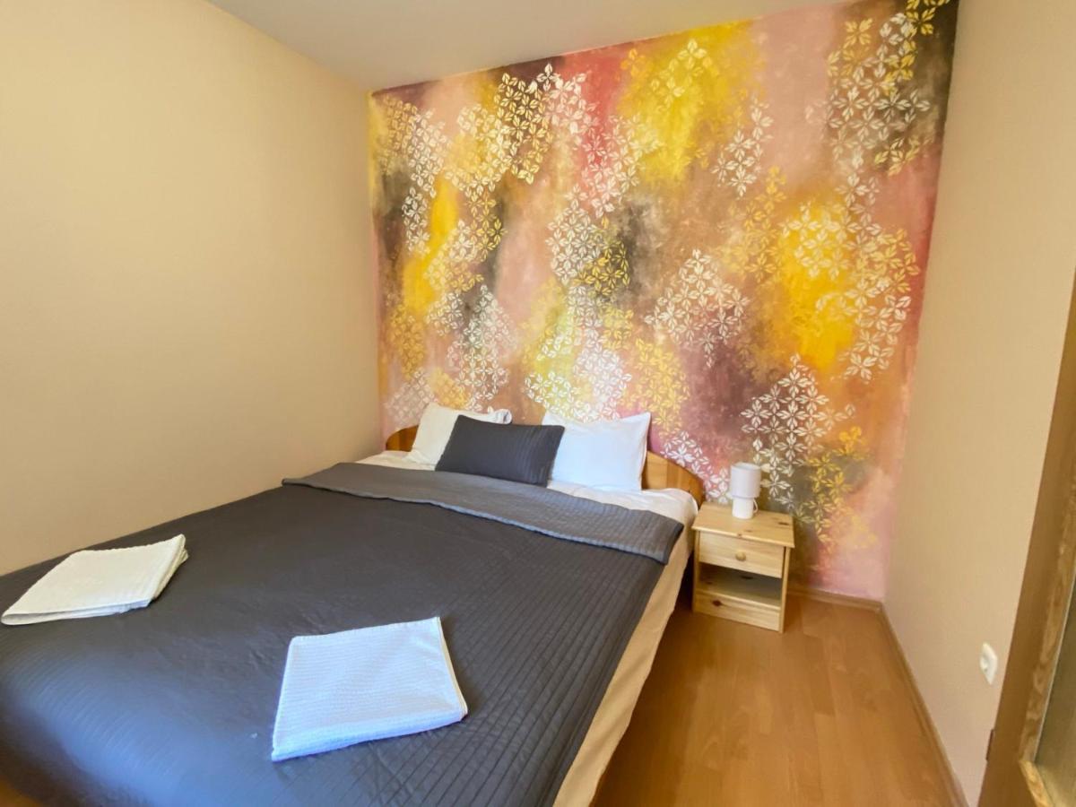 Orangehomes One Bedroom Design *